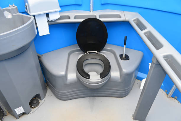 Best Restroom trailer rental cost  in Kinder, LA